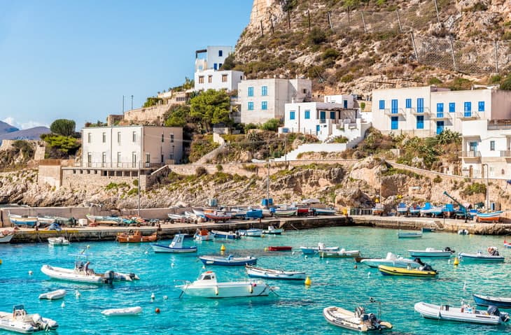 Suggestivo borgo marinaro sull'isola di Levanzo